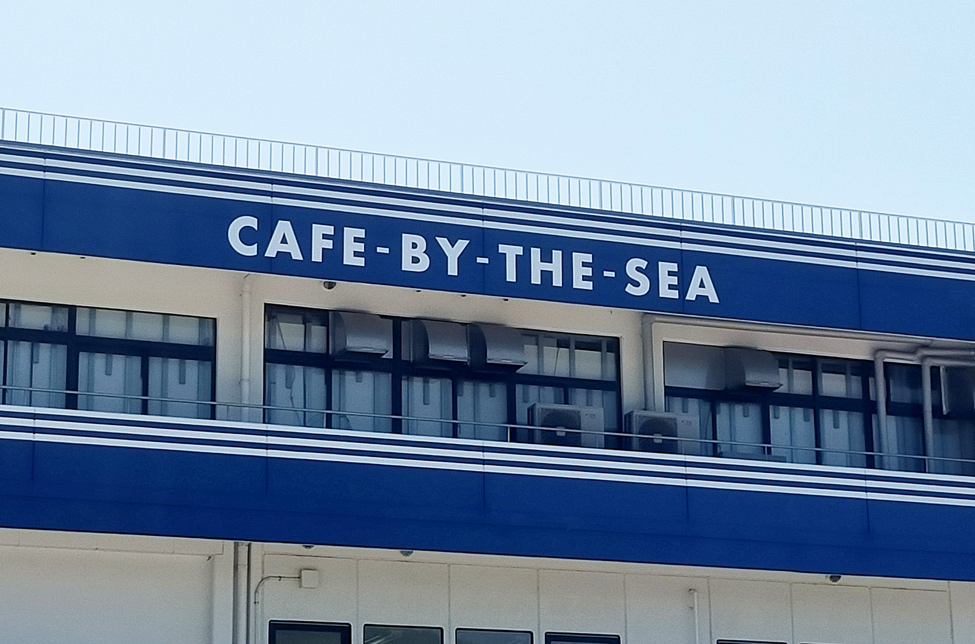 cafebythesea_1